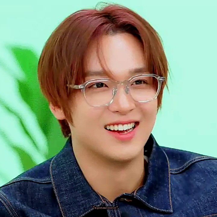 Behind-the-scenes cut of Haechan (NCT 127, NCT DREAM)