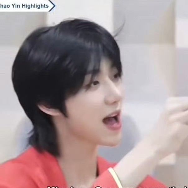 Behind-the-scenes cut of The 8 (SEVENTEEN)