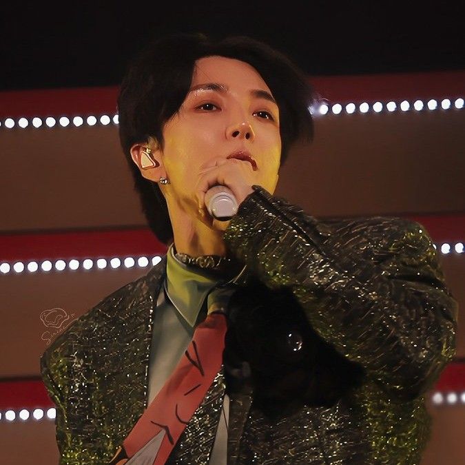 Latest photo of Leeteuk (Super Junior)
