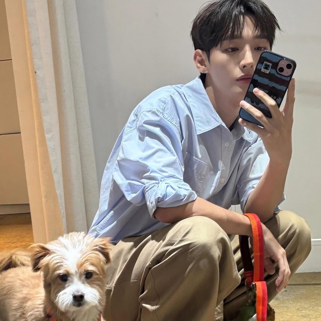 Behind-the-scenes cut of Yoon Jisung