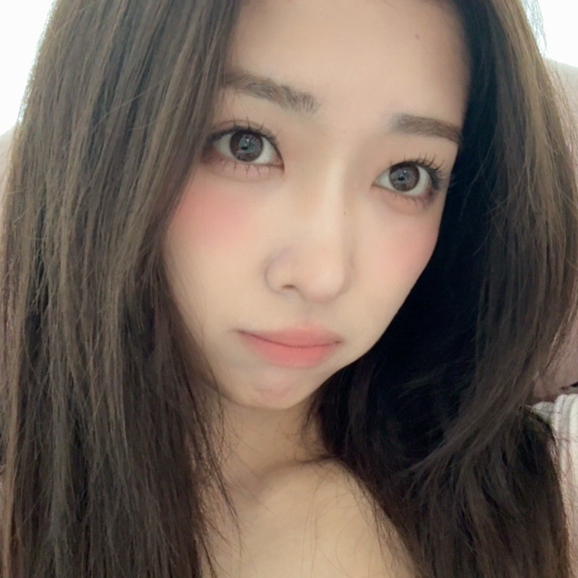 Recent activity shot of MiU (MADEIN)