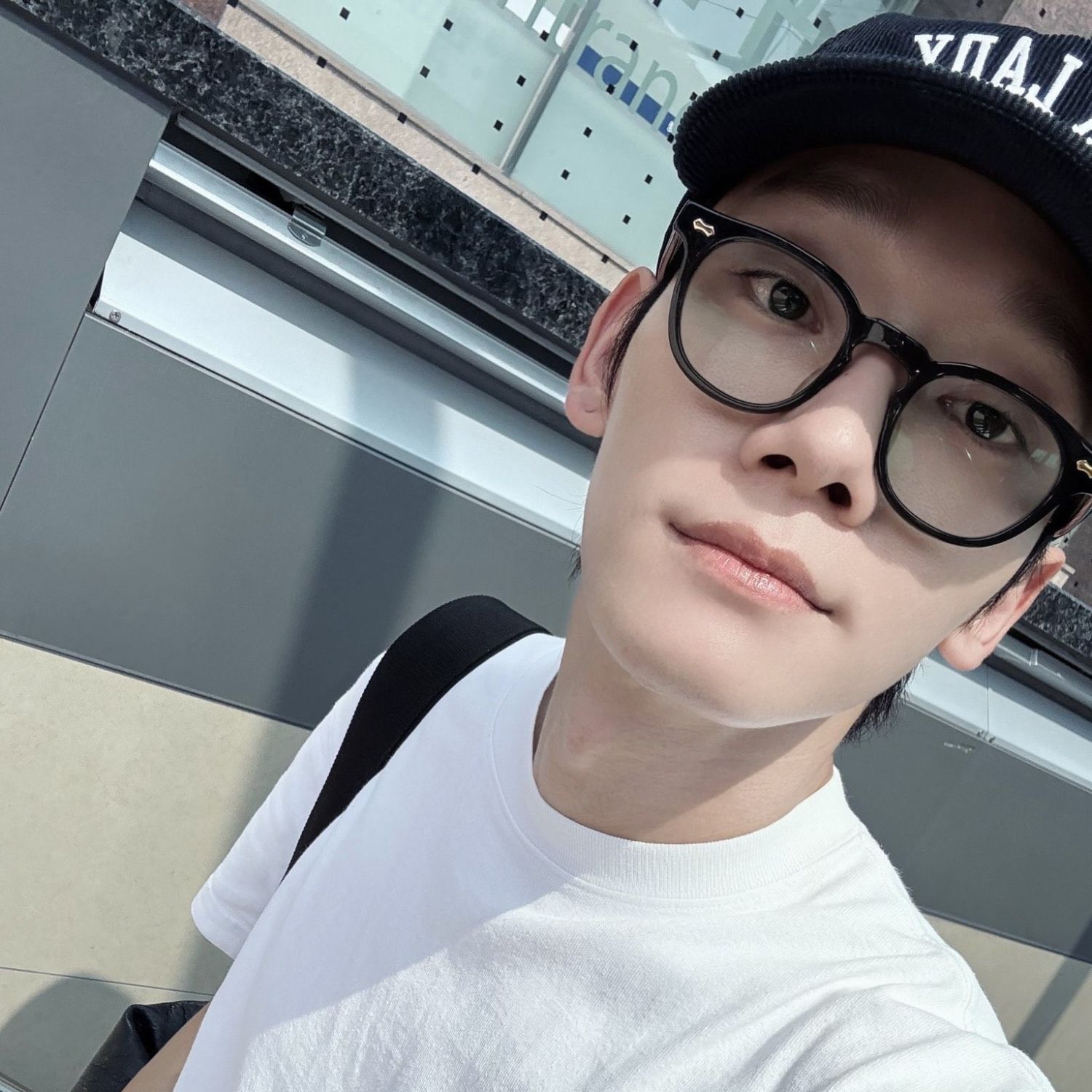 Chen (EXO)的幕后花絮