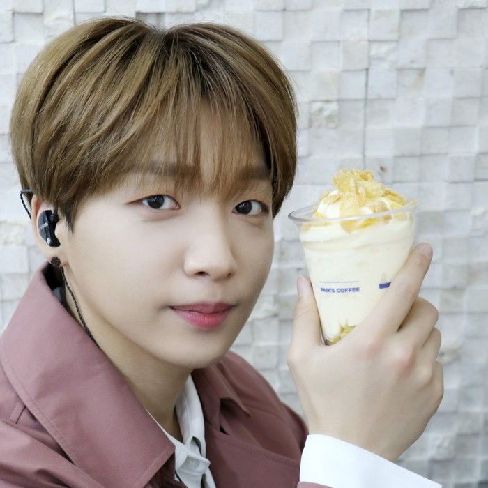 A moment captured by Jeong Sewoon's fan