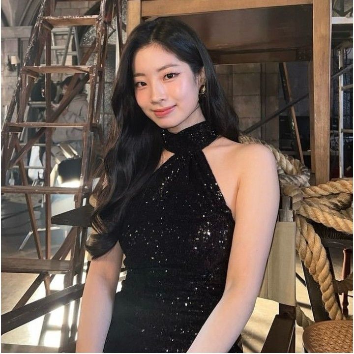 Behind-the-scenes cut of Dahyun (TWICE)