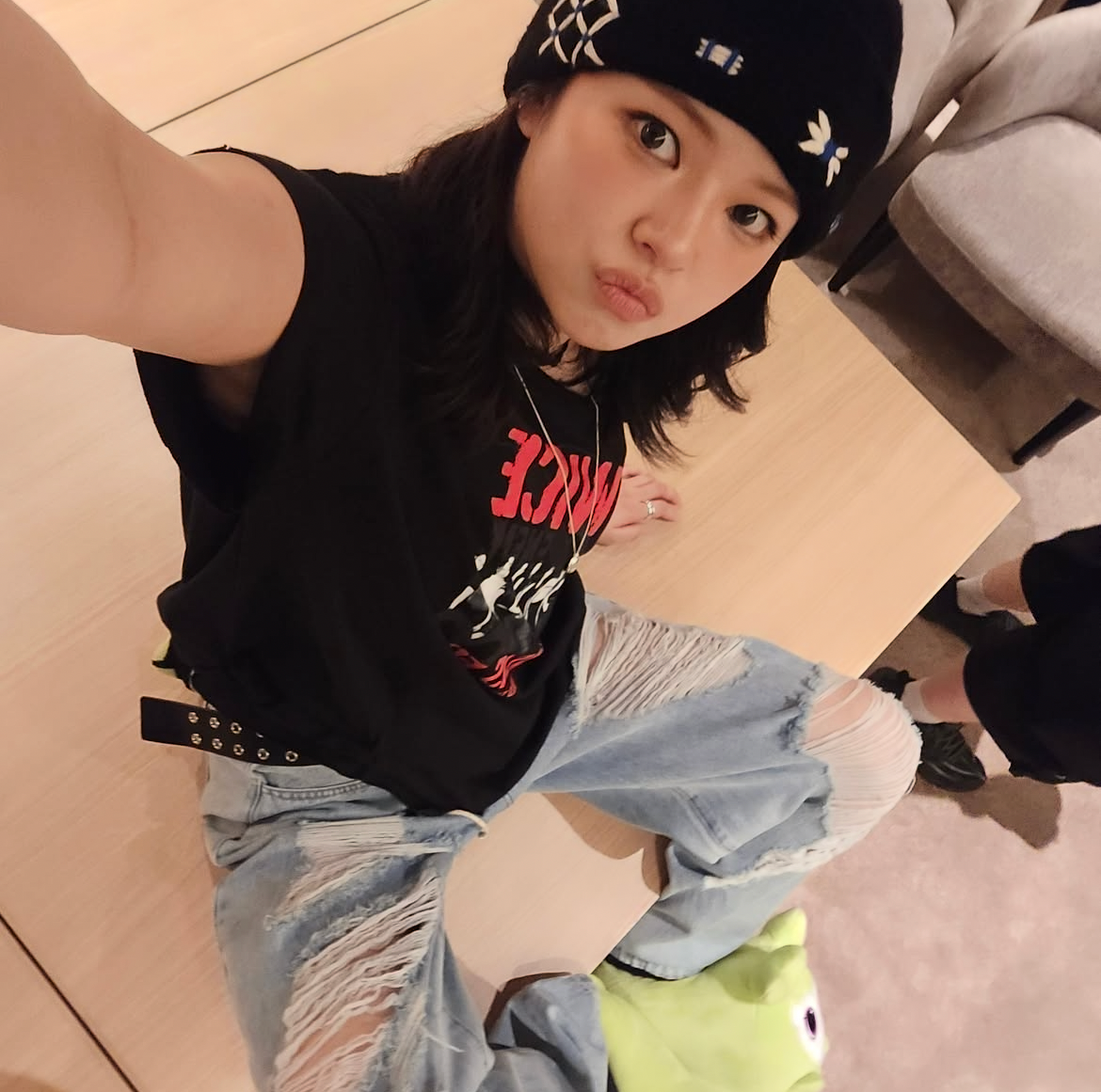 A moment captured by Jeongyeon (TWICE)'s fan