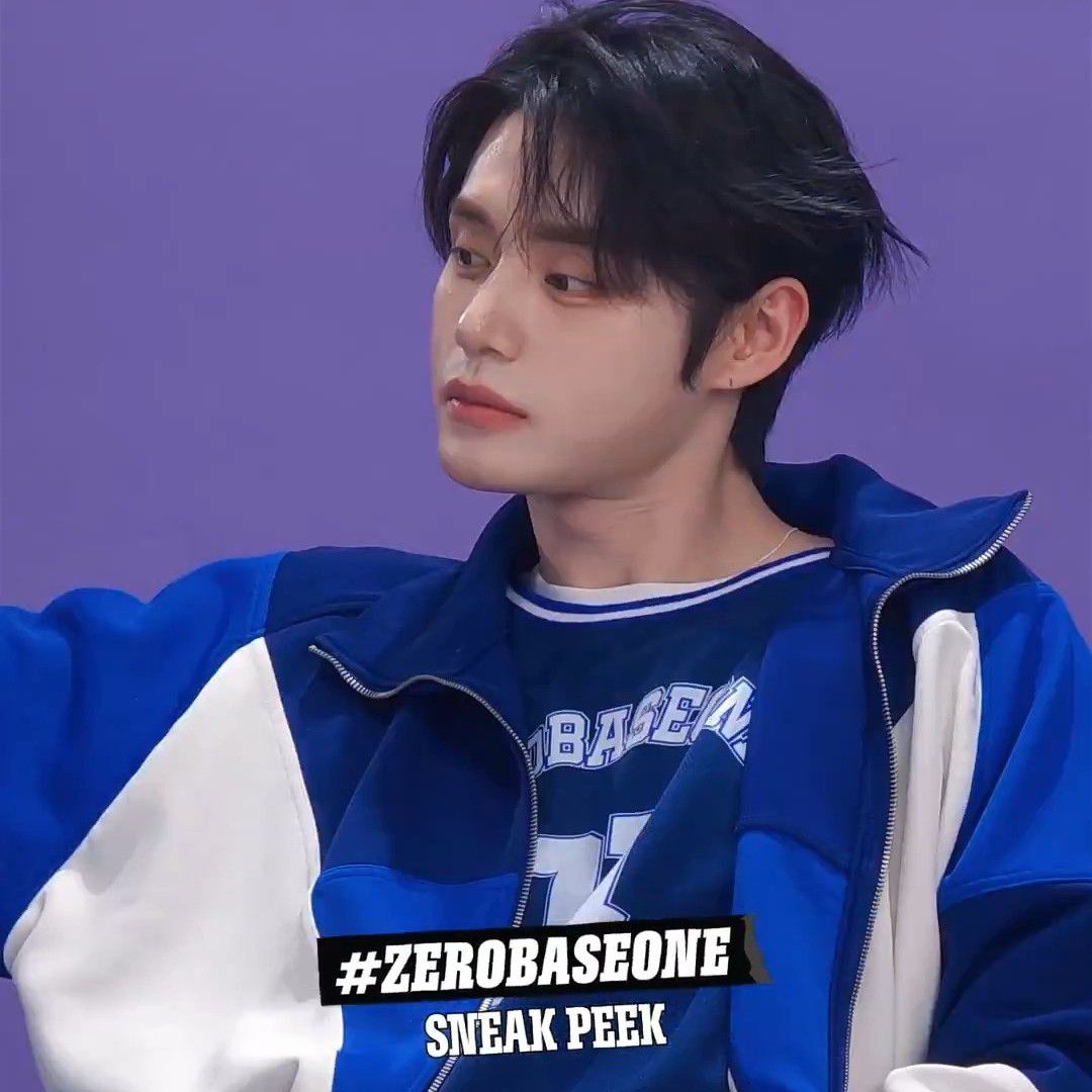 Recent activity shot of Kim Jiwoong (ZEROBASEONE)