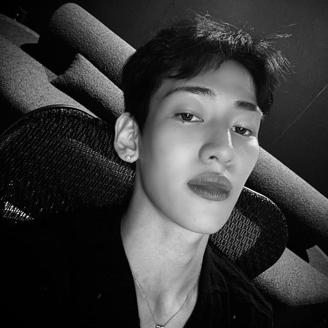 Behind-the-scenes cut of Bambam (GOT7)