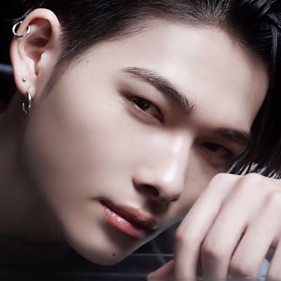 NI-KI (ENHYPEN)的幕後花絮