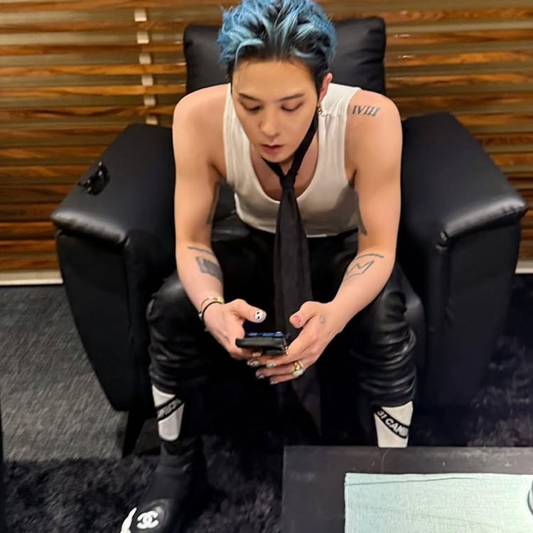 Recent activity shot of G-DRAGON (BIGBANG)