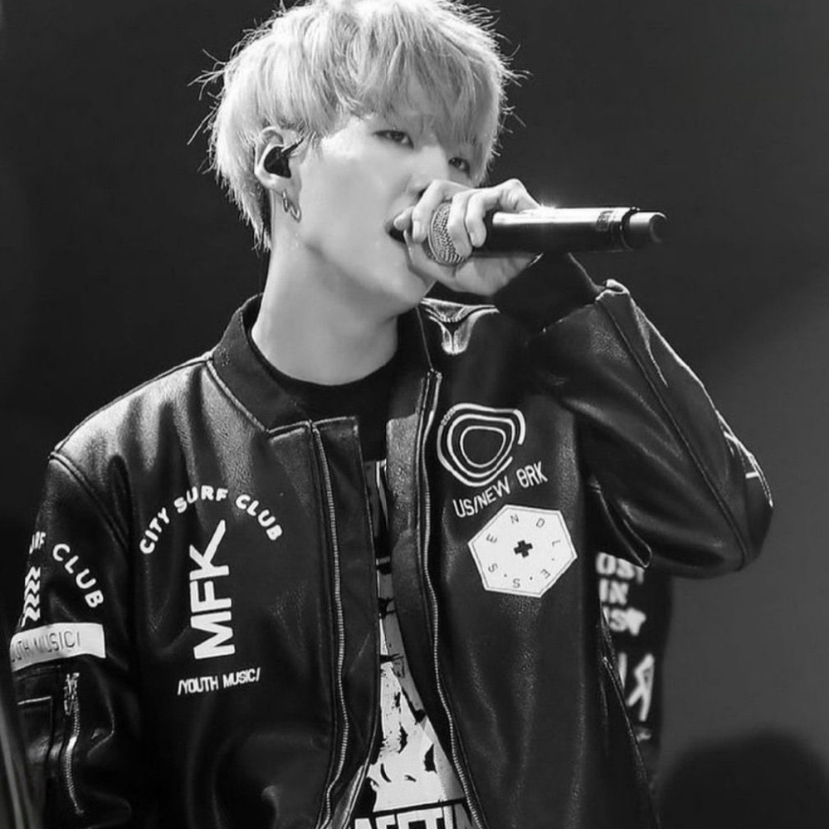 슈가 (방탄소년단)의 최신 사진