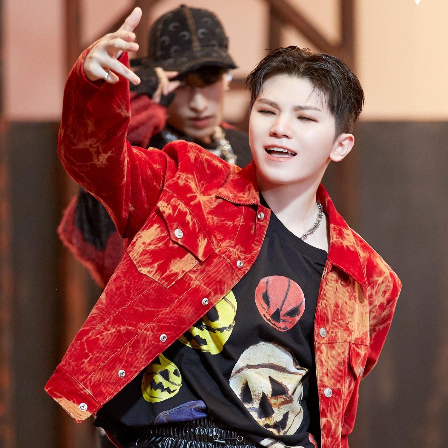 A moment captured by Woozi (SEVENTEEN)'s fan