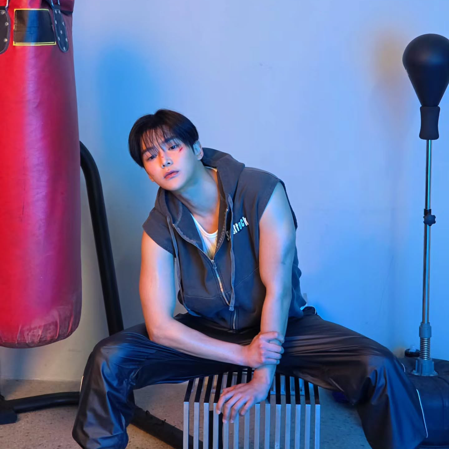 로운의 최신 사진