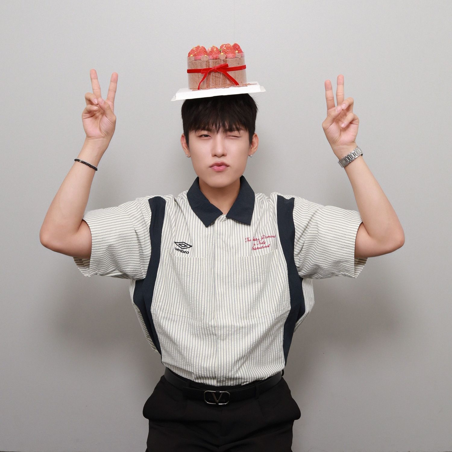 パク・ウジン (AB6IX)の最新写真