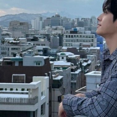 李垠尚 (YOUNITE)的最新照片