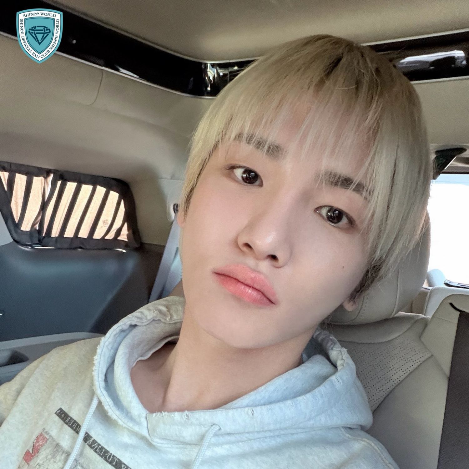 A moment captured by Key (SHINee)'s fan