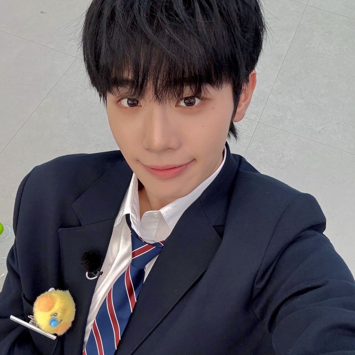 Recent activity shot of Kim Taerae (ZEROBASEONE)