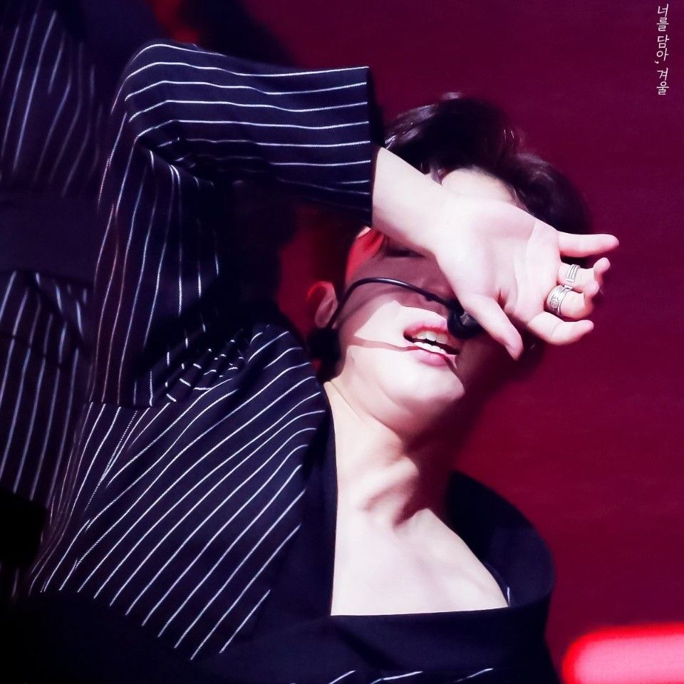 Behind-the-scenes cut of Kim Yohan (WEi)