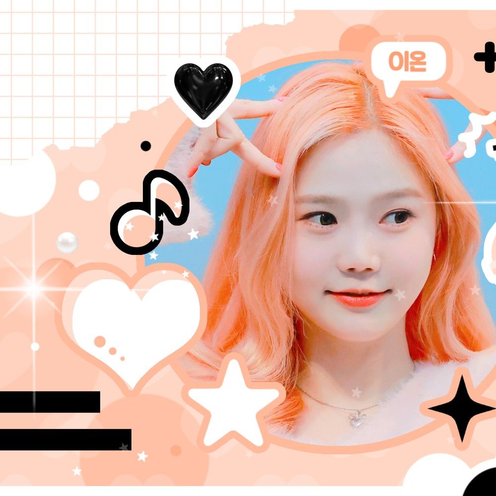 A moment captured by Hyojung (OH MY GIRL)'s fan