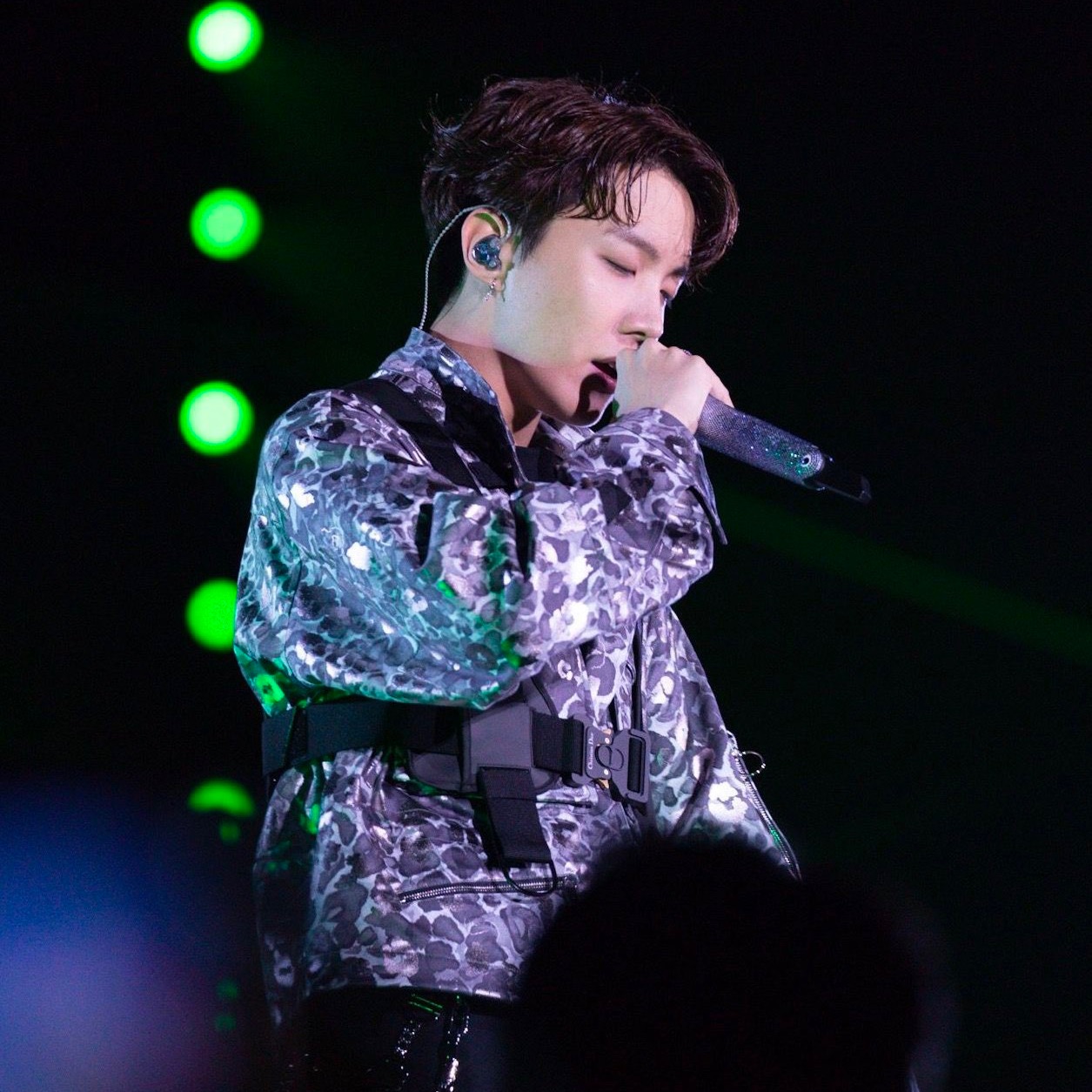 J-hope (防彈少年團)的幕後花絮