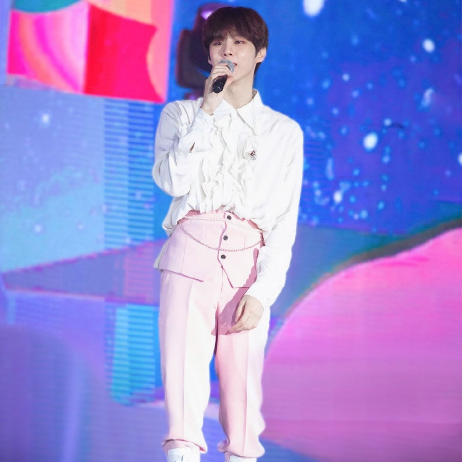 Recent activity shot of Kim Wooseok