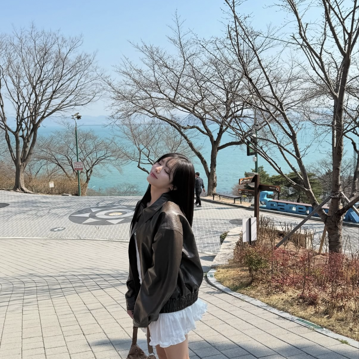 Behind-the-scenes cut of Park Jiwon (fromis_9)