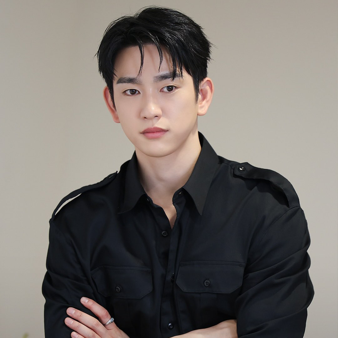 Recent activity shot of Jinyoung (GOT7)