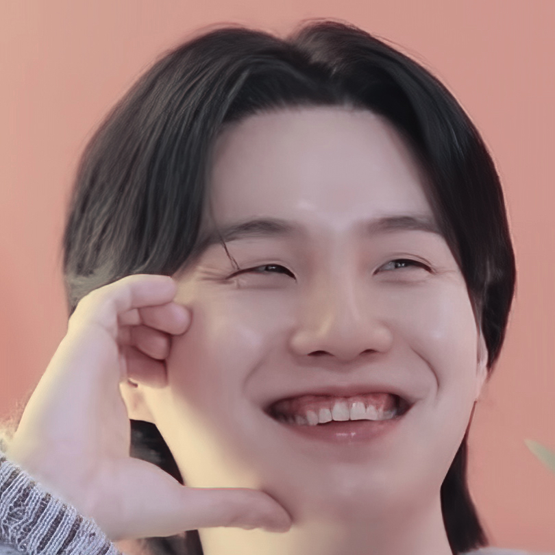 SUGA (BTS)の最新写真