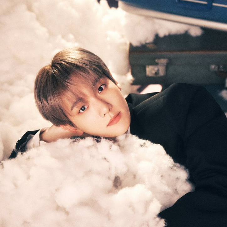 A moment captured by Baekhyun (EXO)'s fan