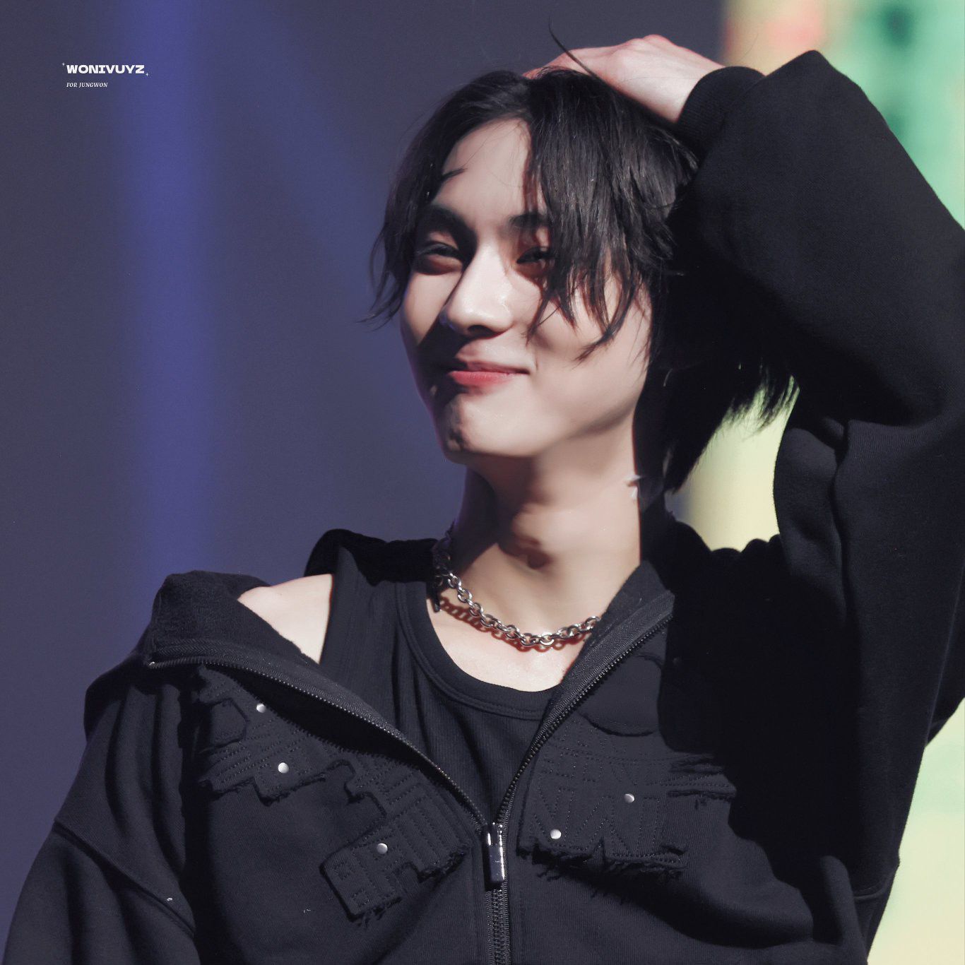 Latest photo of Jungwon (ENHYPEN)