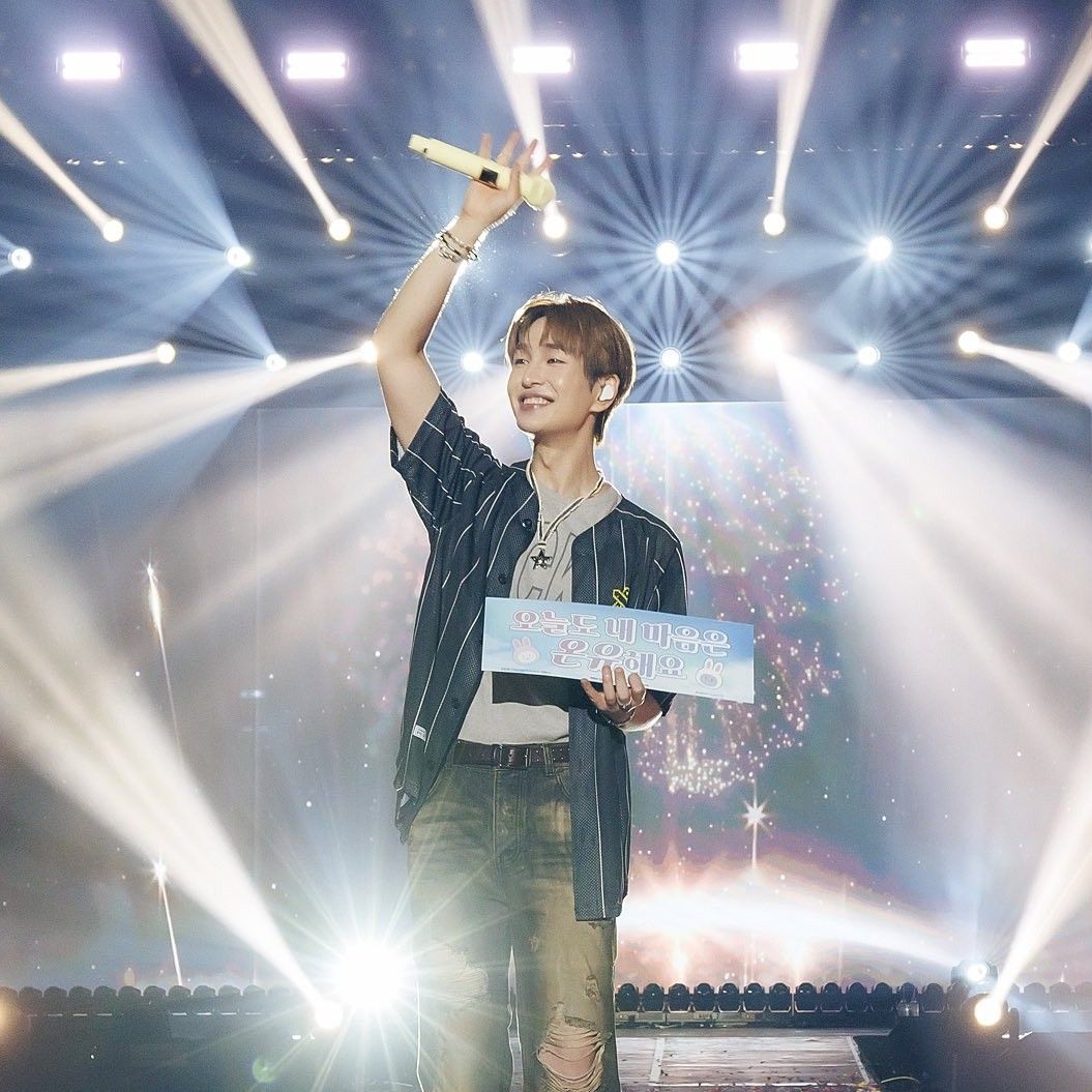 Latest photo of Onew (SHINee)