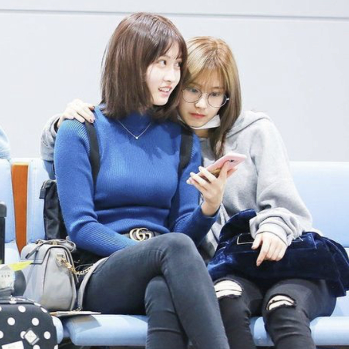 A moment captured by Sana (TWICE)'s fan