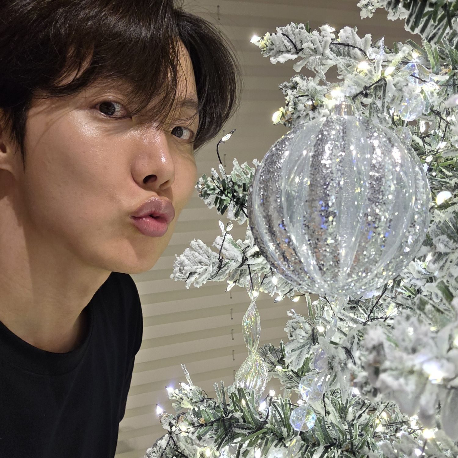 제이홉 (방탄소년단) 최근 활동샷