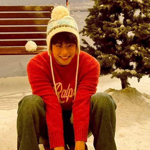 아스트로의 최신 사진