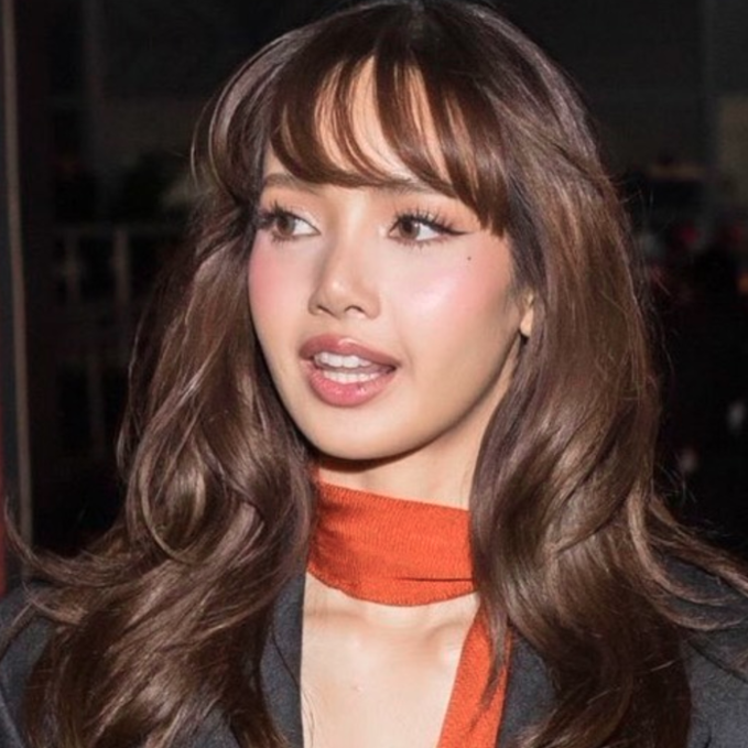 리사 (BLACKPINK)의 비하인드 컷