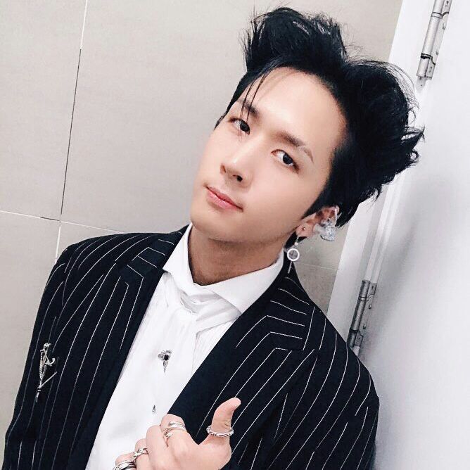 Behind-the-scenes cut of VIXX
