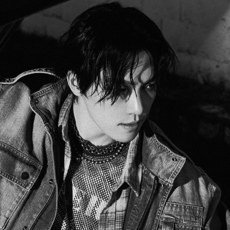 Recent activity shot of Dino (SEVENTEEN)