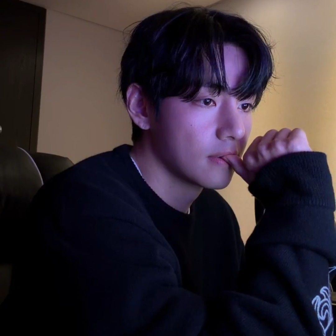 뷔 (방탄소년단) 팬이 찍은 순간