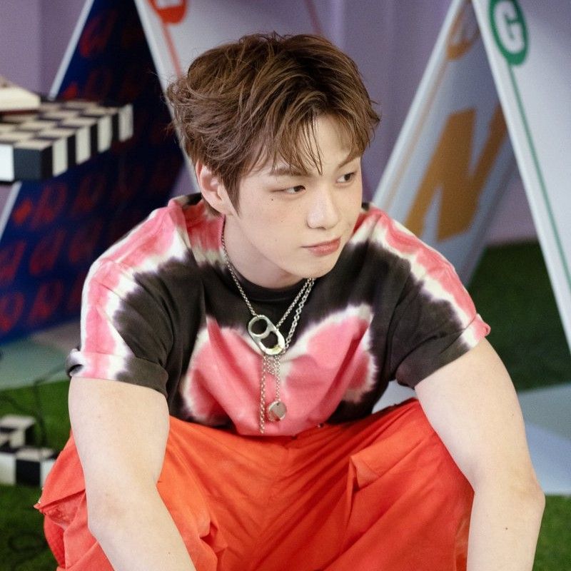 강다니엘의 최신 사진