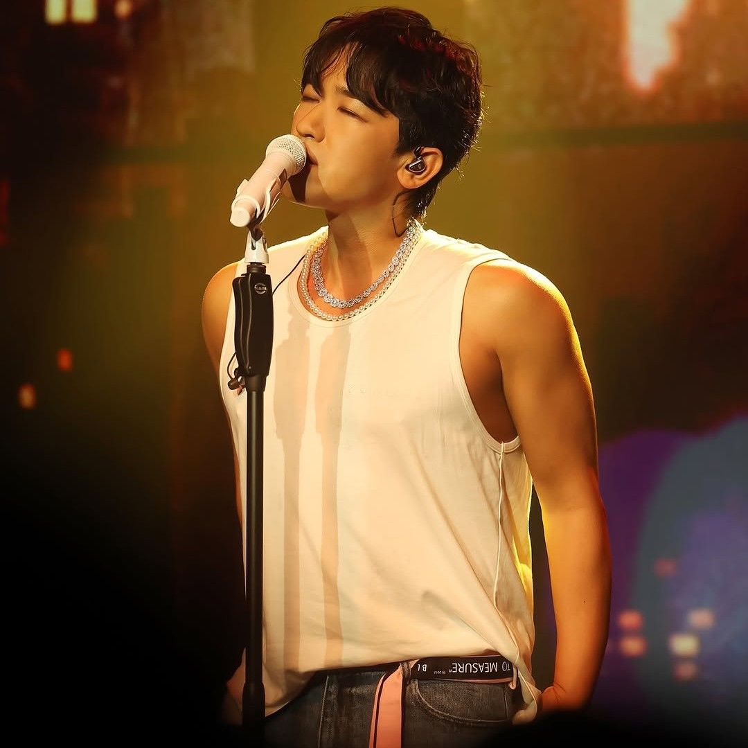 Recent activity shot of Lee Minwoo (SHINHWA)