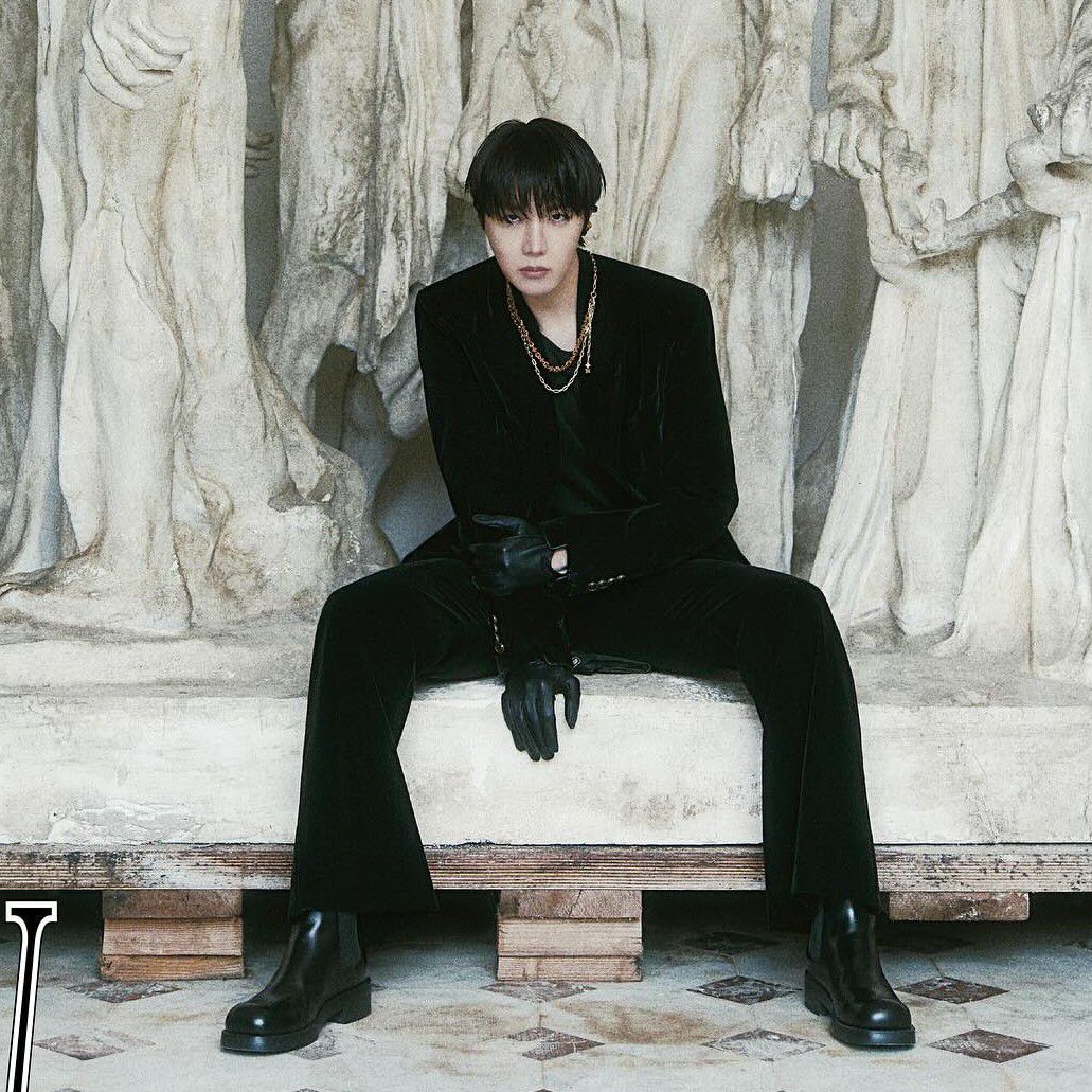 Behind-the-scenes cut of j-hope (BTS)