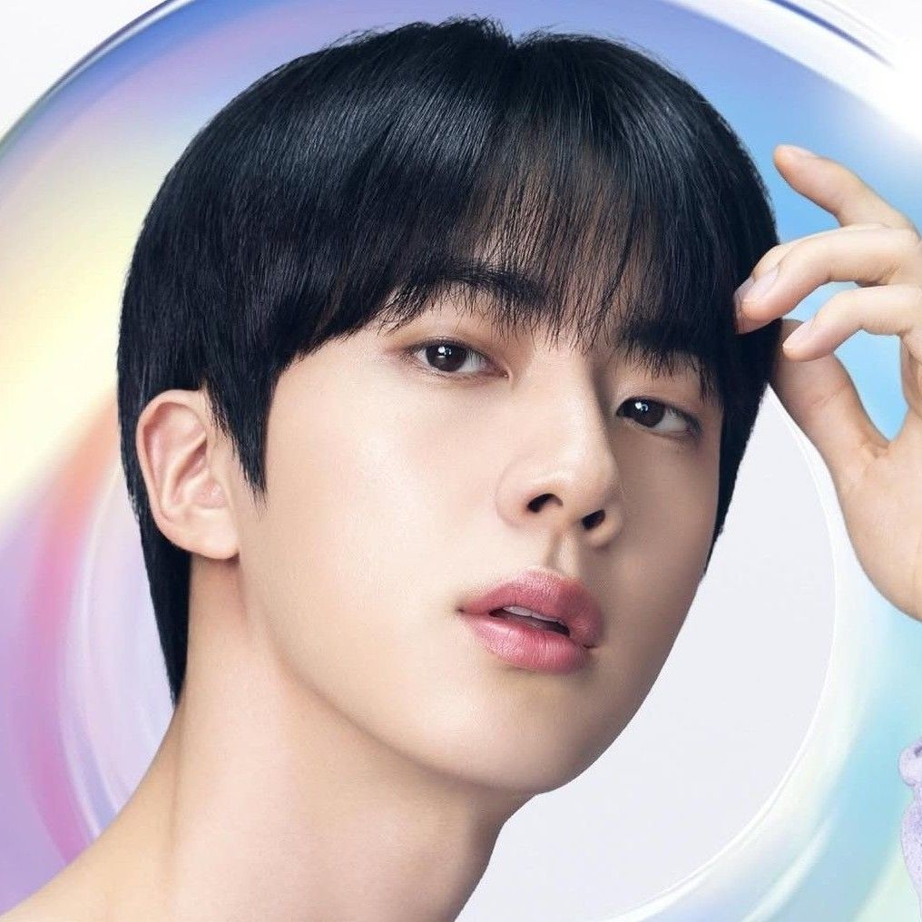 Behind-the-scenes cut of Jin (BTS)