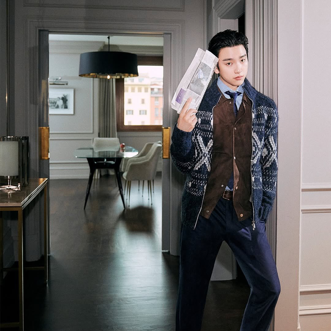 Latest photo of Jinyoung (GOT7)