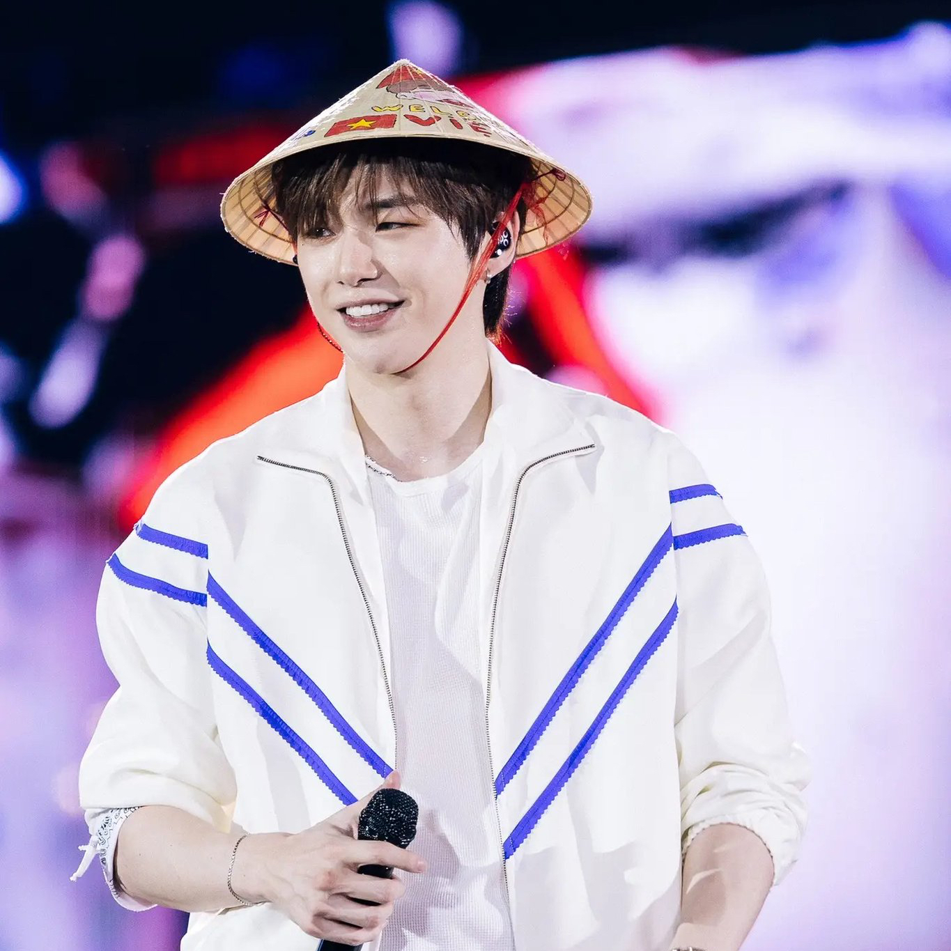 Latest photo of Kang Daniel