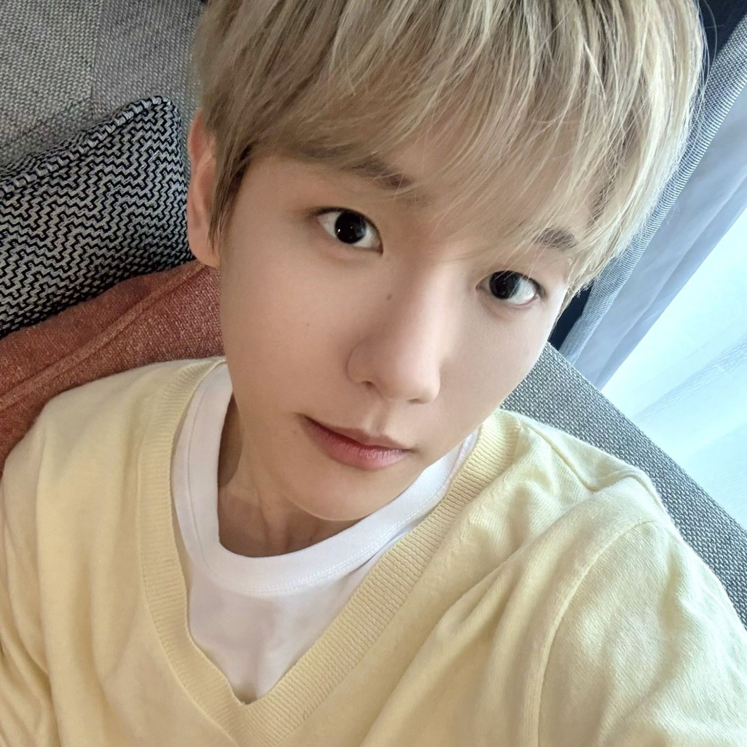 Recent activity shot of Baekhyun (EXO)