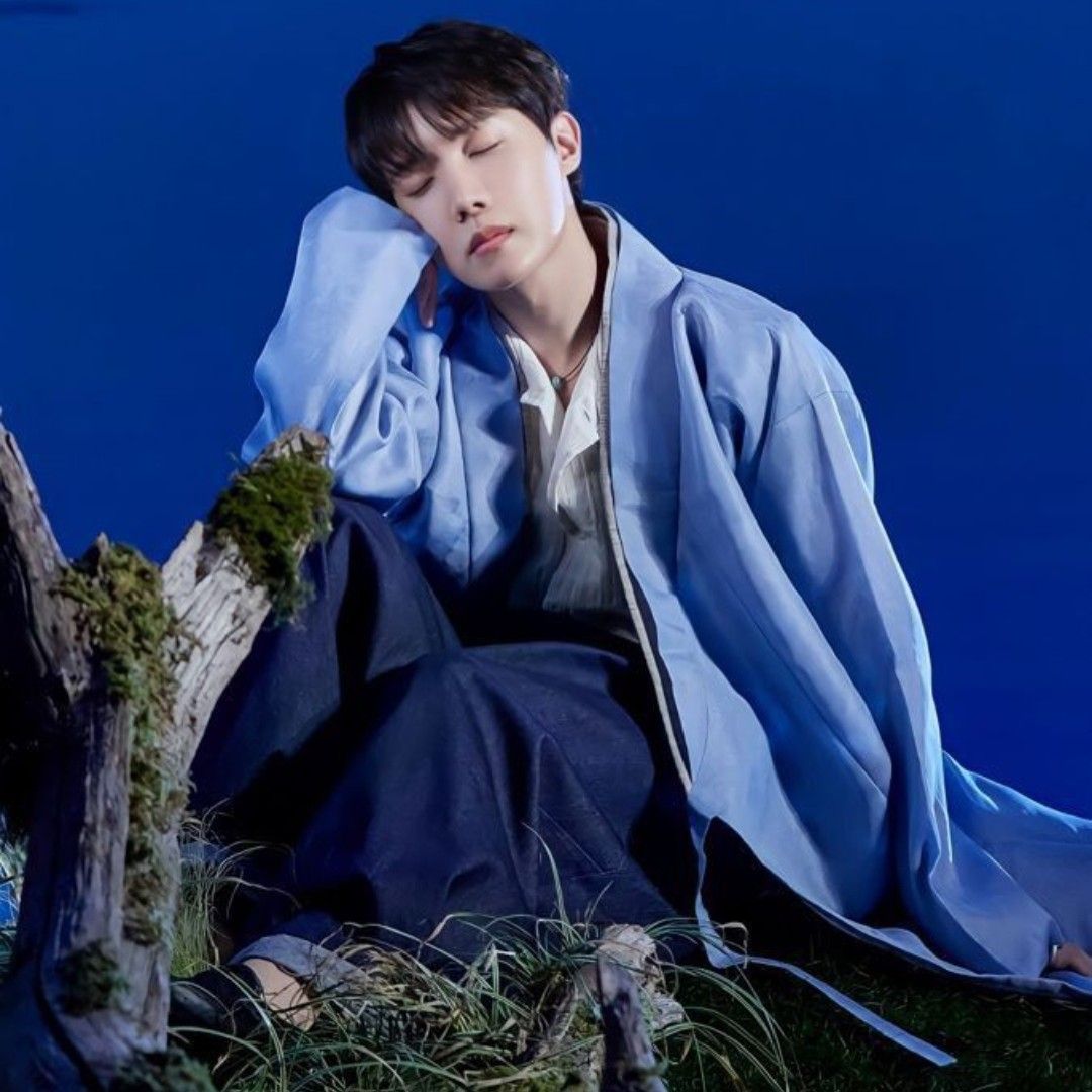 Latest photo of j-hope (BTS)