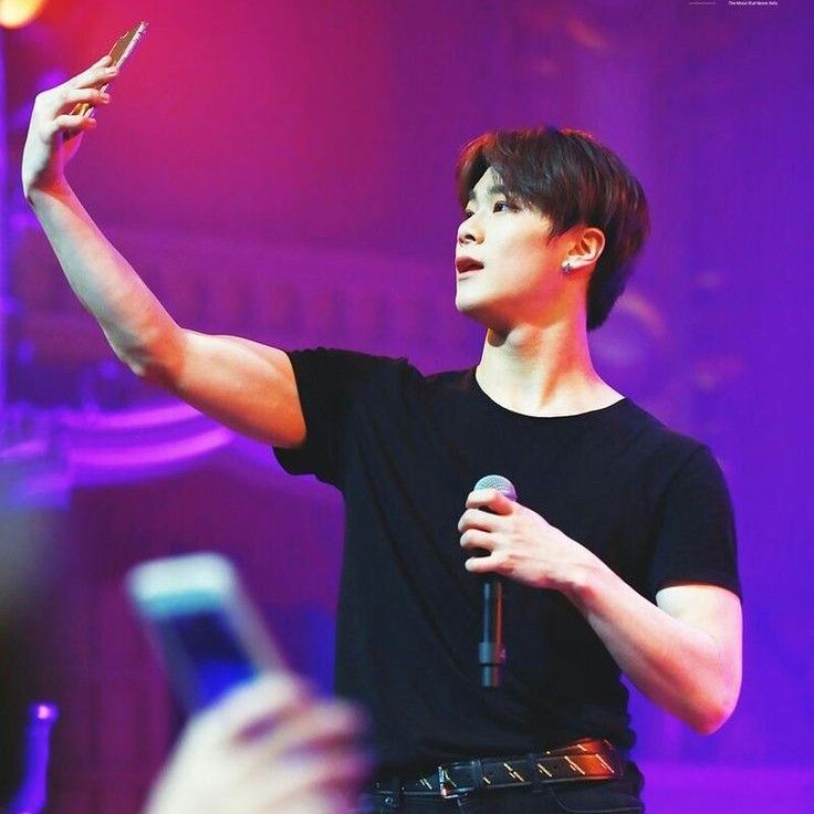 A moment captured by Moonbin (ASTRO)'s fan