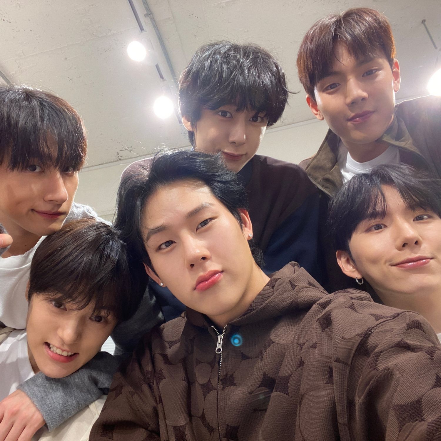 Foto terbaru MONSTA X