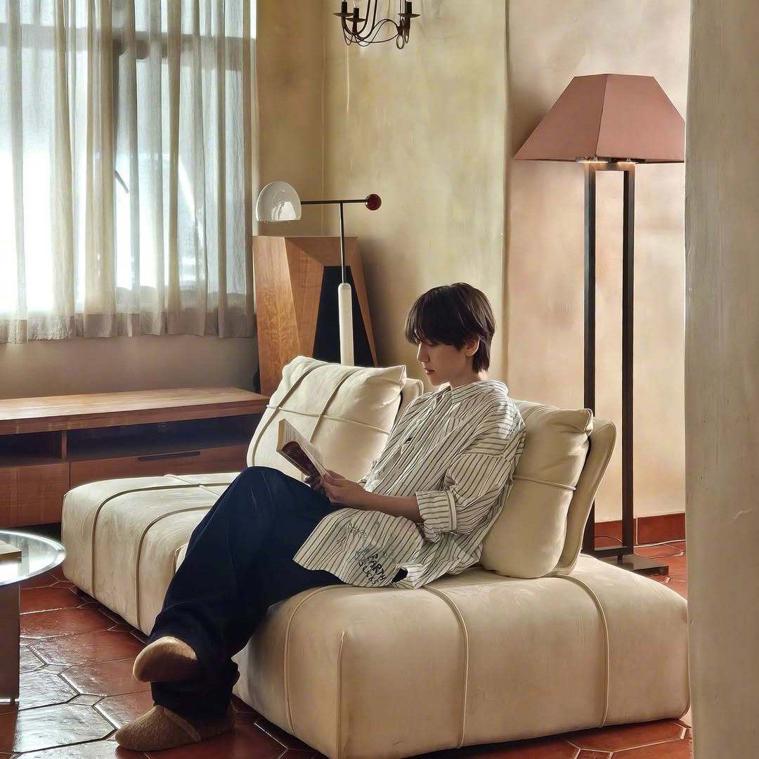 A moment captured by Baekhyun (EXO)'s fan
