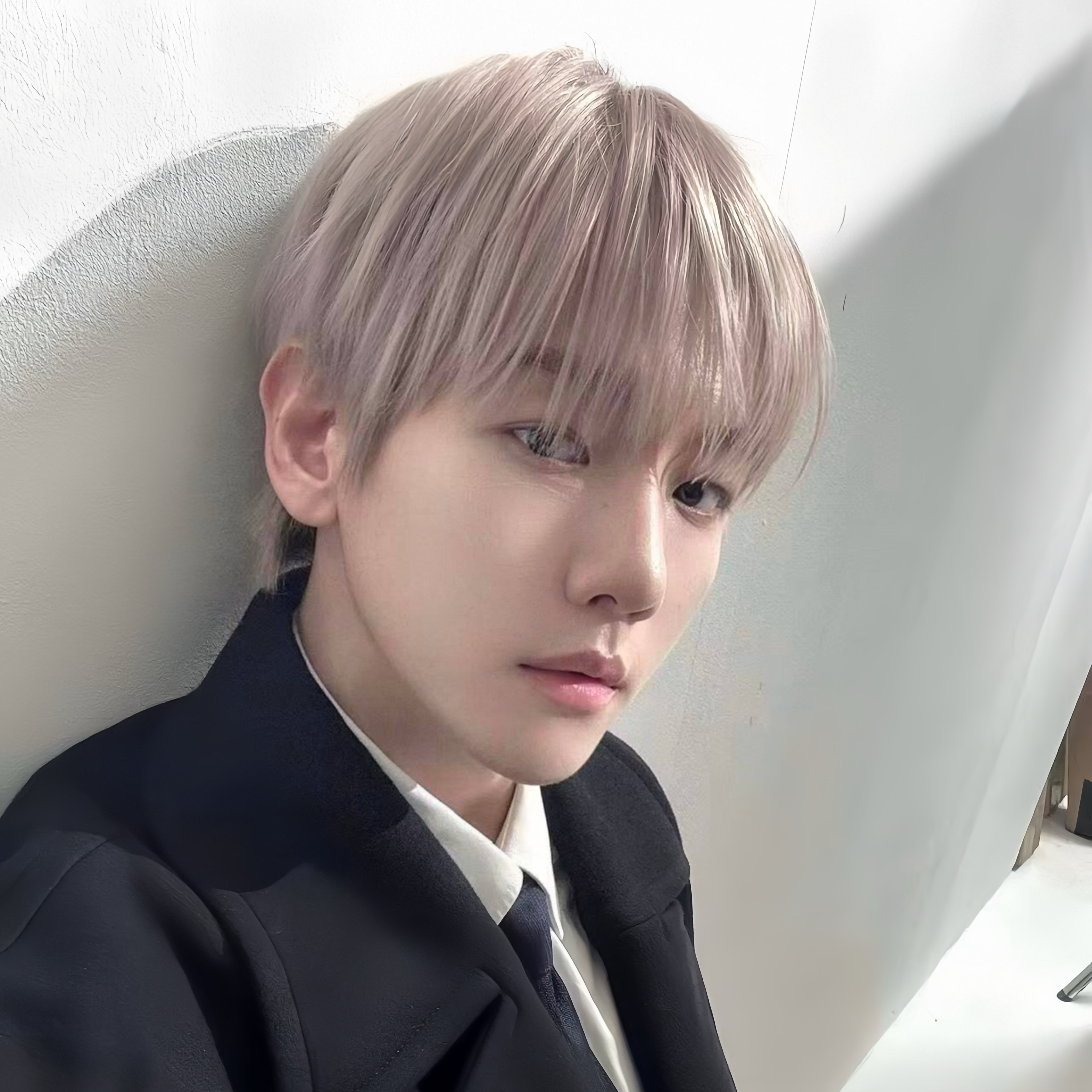 伯賢 (EXO)的幕後花絮