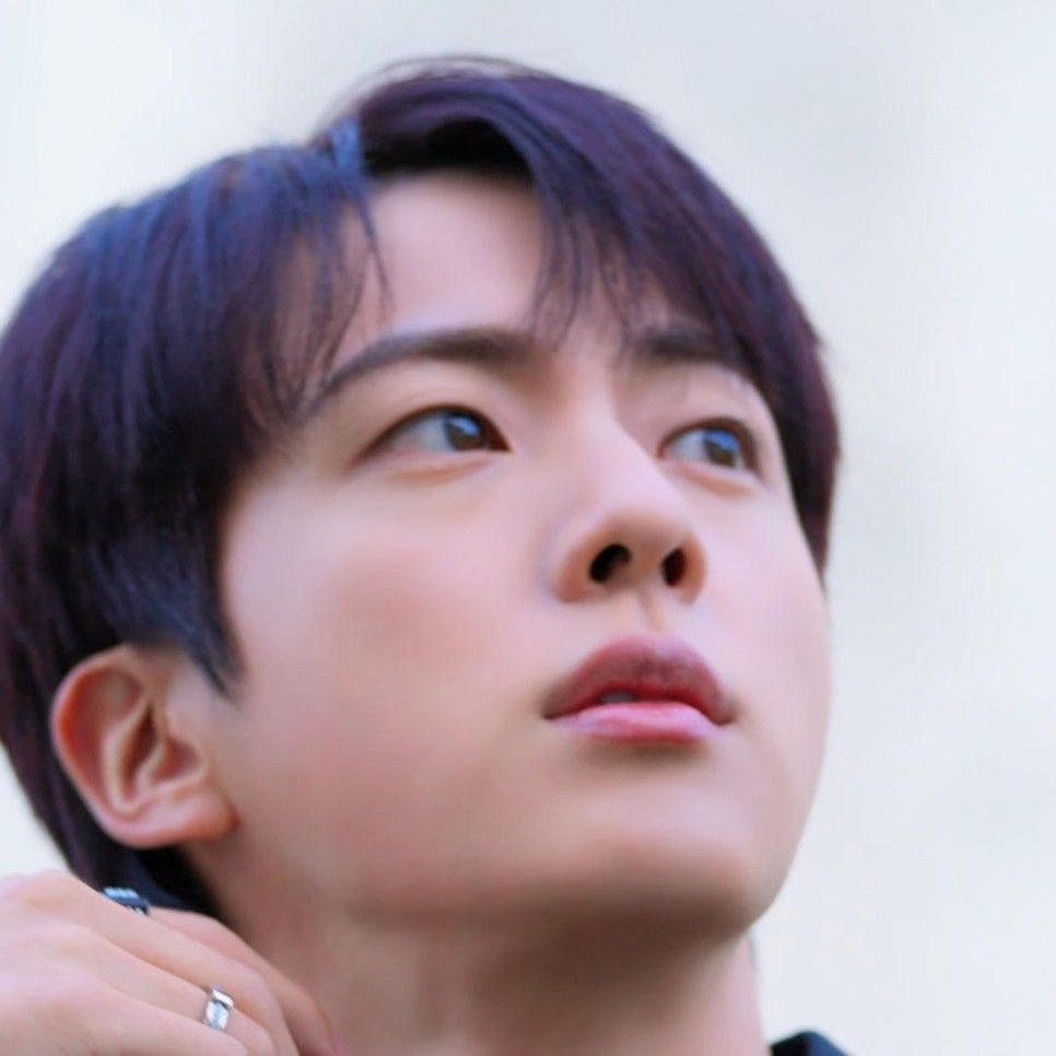 Latest photo of Jin (BTS)